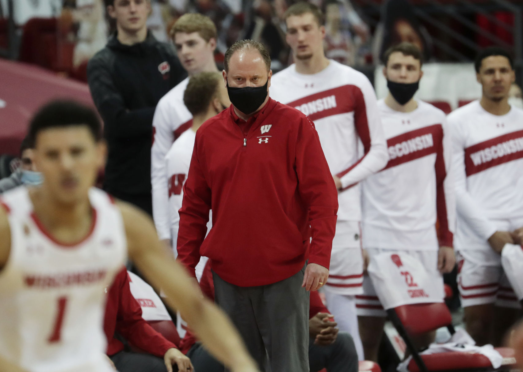 Iowa 77, UW 62